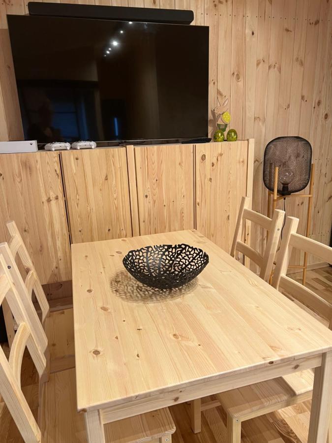 Wiatkapl Apartment เลชนา ภายนอก รูปภาพ